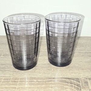 Set of 2 Purple Circlewear Juice Glassware 6 oz SEE PICTURES.